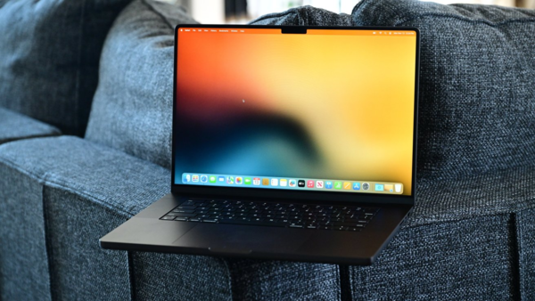 Apple M4 MacBook Pro unboxing video reveals specifications 16GB+512GB