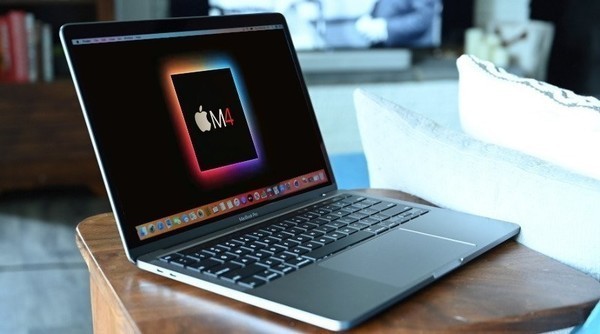 Apple may launch OLED version of MacBook Pro in 2026, analysts are unanimously optimistic