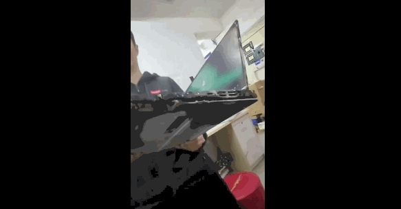 Lenovo Rescuer Y9000P can still turn on after a fire, the marketing director was shocked Lenovo Rescuer Y9000P can still turn on after a fire, the marketing director was shocked
