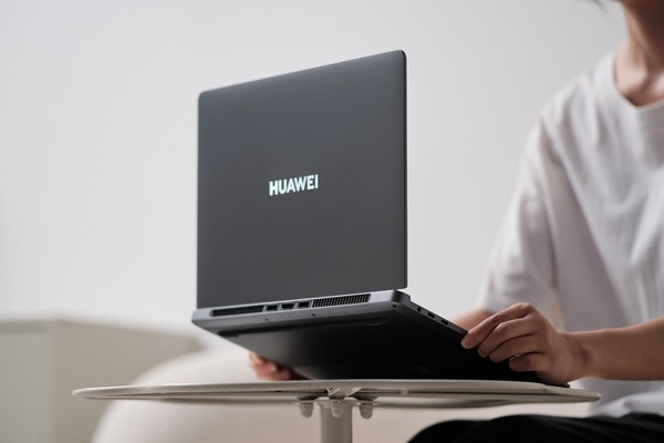 Exploring the performance limit of 14-inch thin and light notebook Huawei MateBook GT 14 goes on sale today
