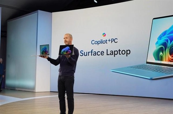 Microsoft launches Windows 11 AI PC