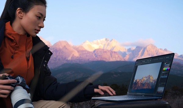 From Indoors to Outdoors Huawei Smart PC helps young people go to the wilderness, mountains and seas