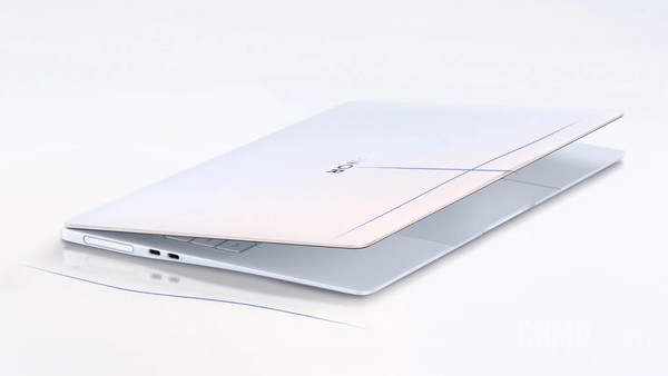 Honor MagicBook Art 14